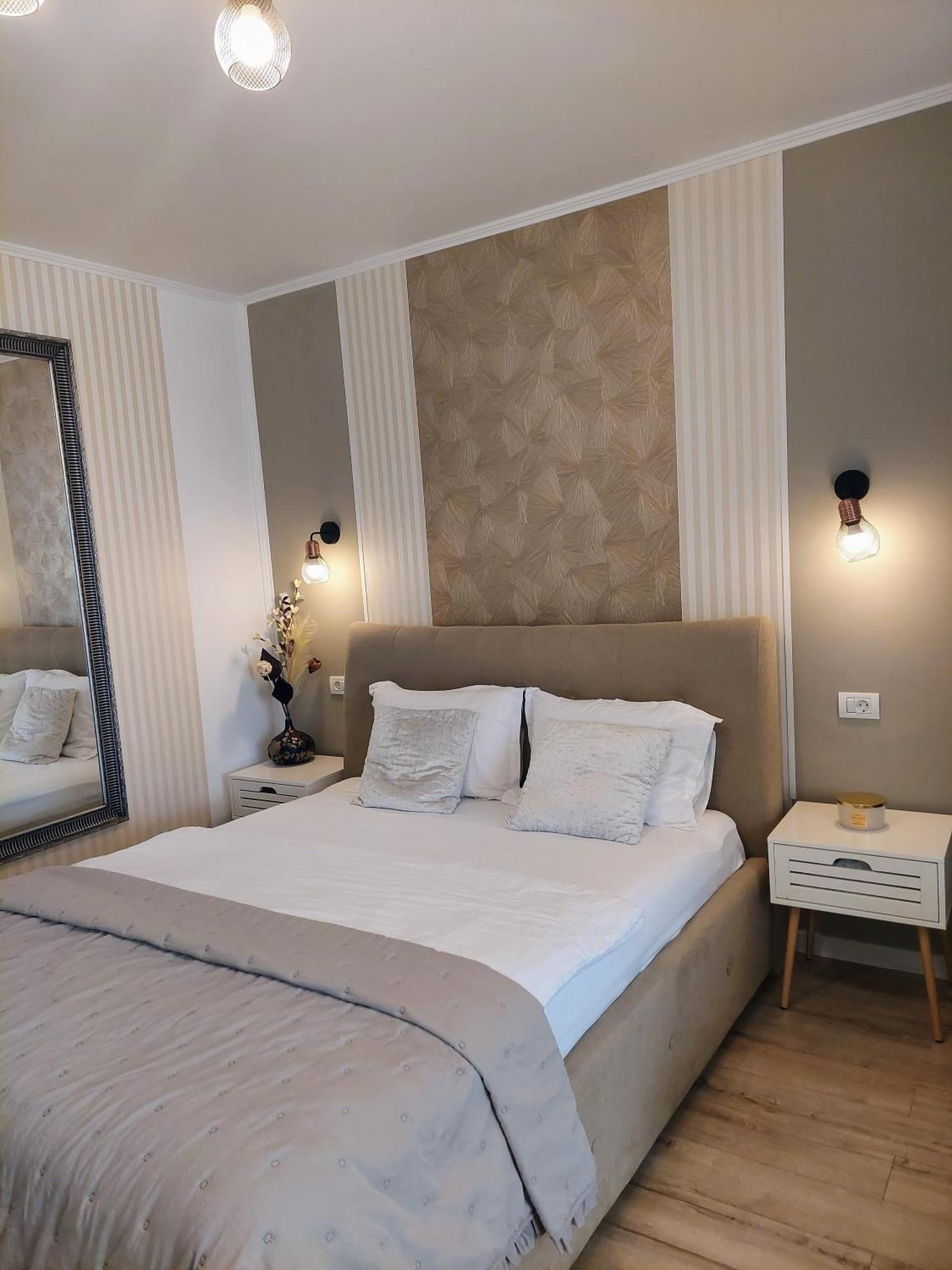 Aldira Studio Arena Nationala Bucarest Esterno foto